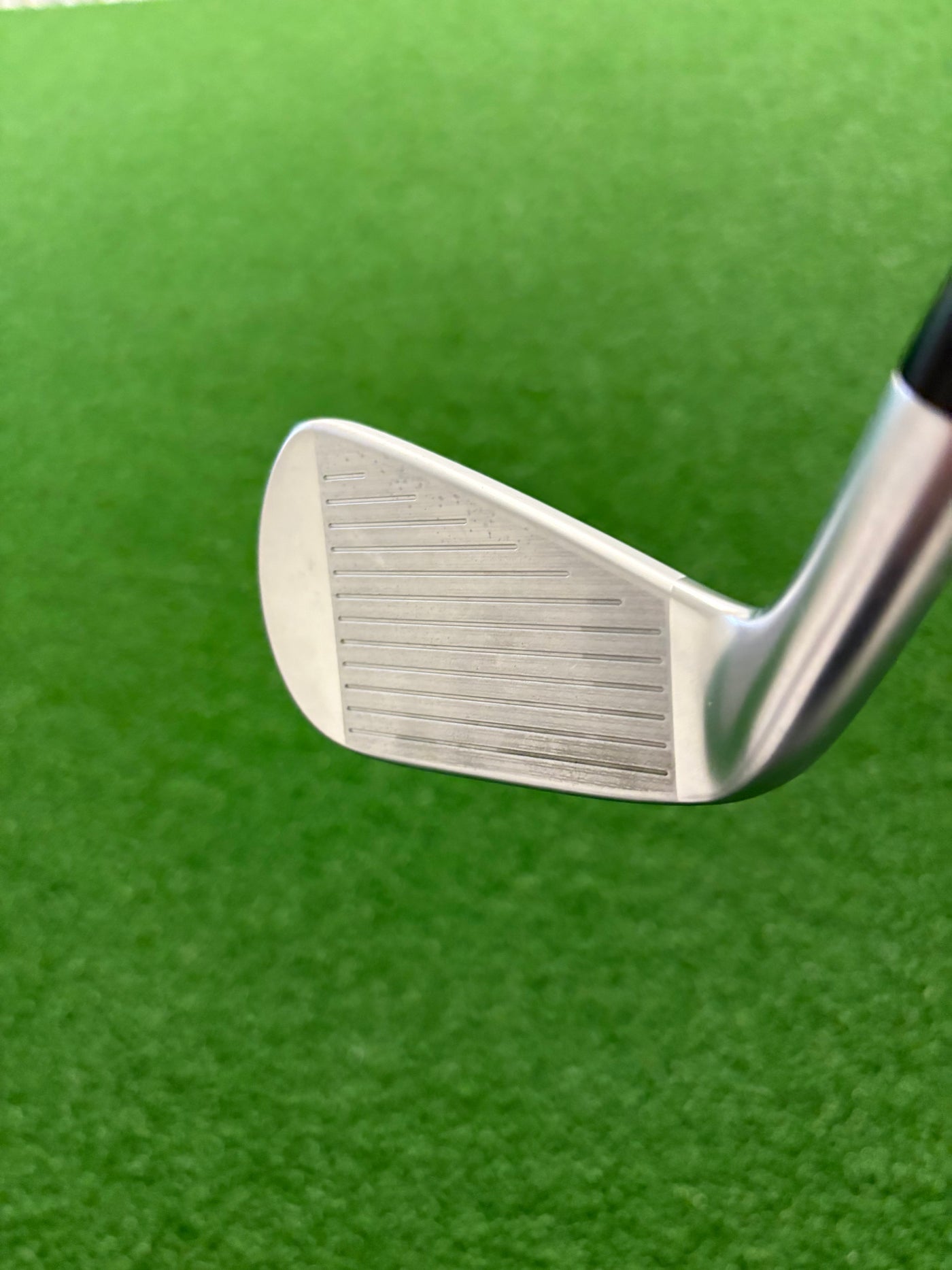 Srixon ZX MK II 18* 2 Utility Iron (Stiff)