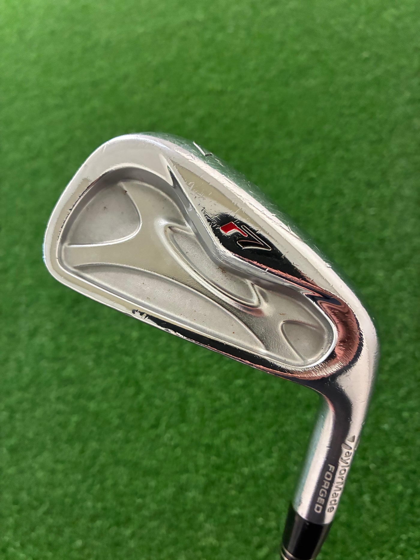 Taylormade R7 Forged  5-PW (Stiff)