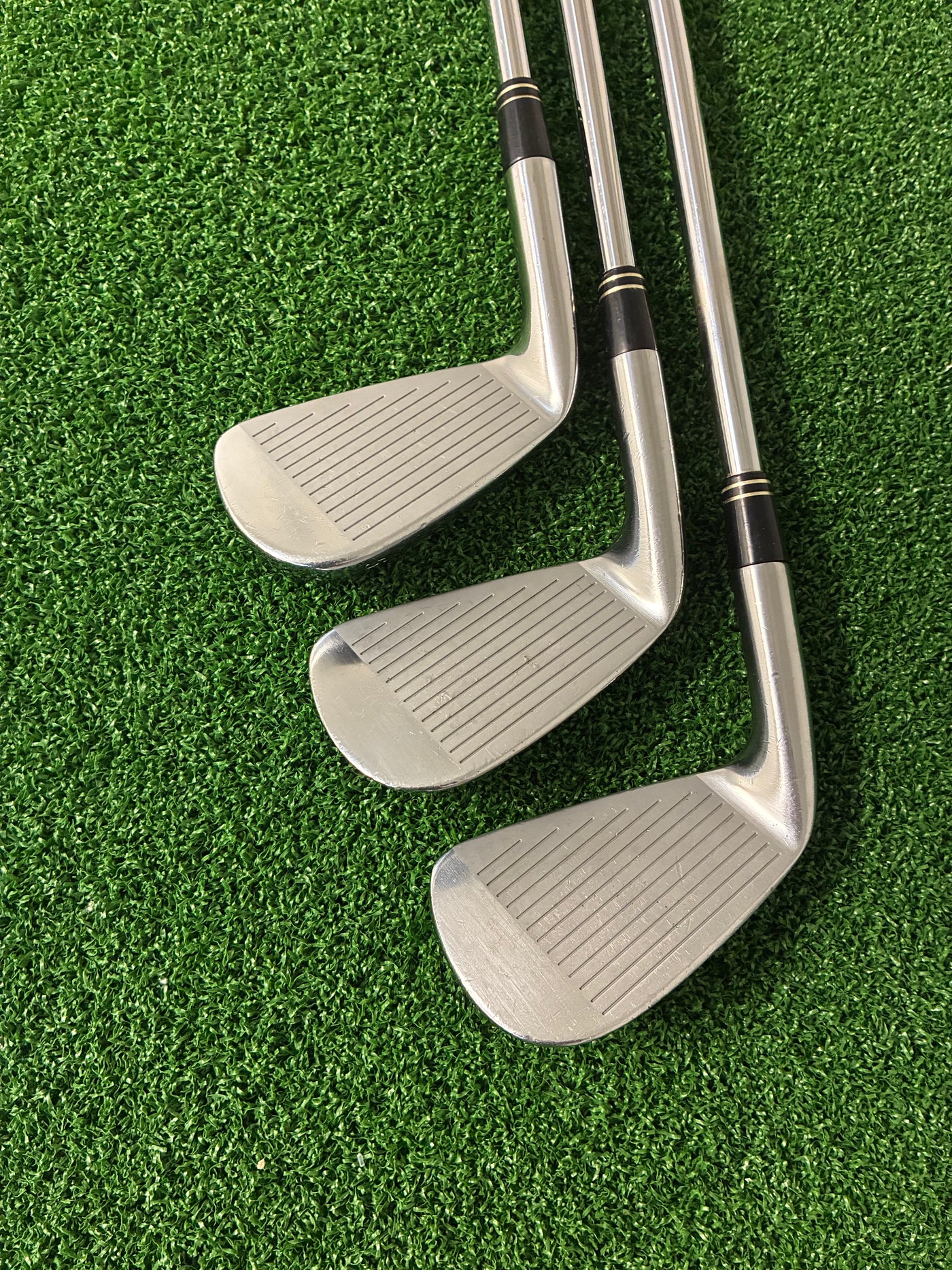 Taylormade R7 Forged  5-PW (Stiff)
