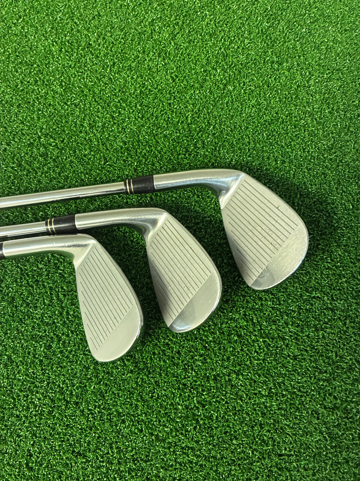 Taylormade R7 Forged  5-PW (Stiff)