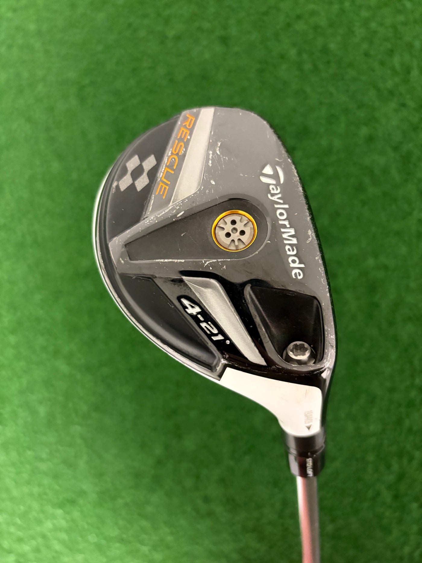 Taylormade Rescue 21* 4 Hybrid (Stiff)