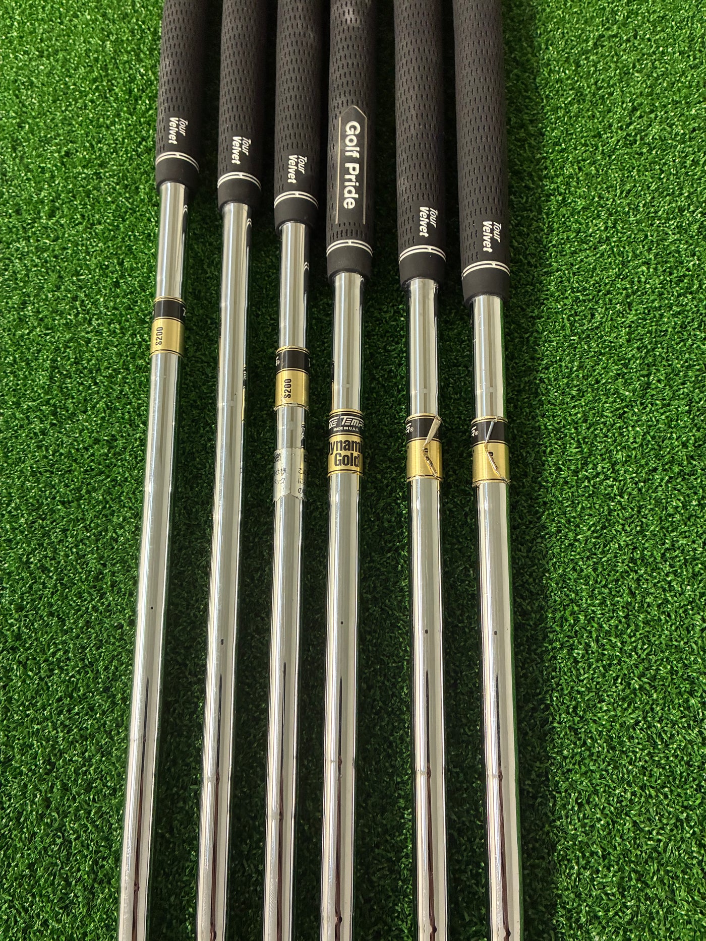 Taylormade R7 Forged  5-PW (Stiff)