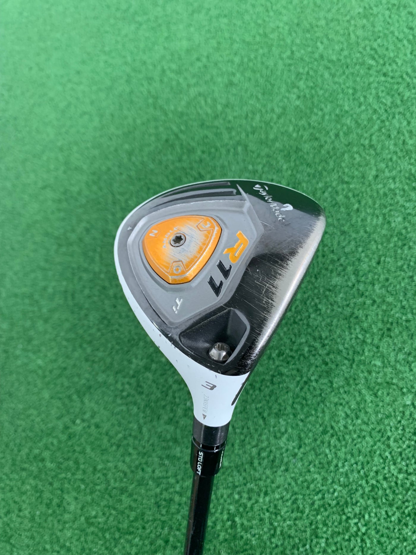 Taylormade R11 Ti 15.5* 3 Wood (Stiff)