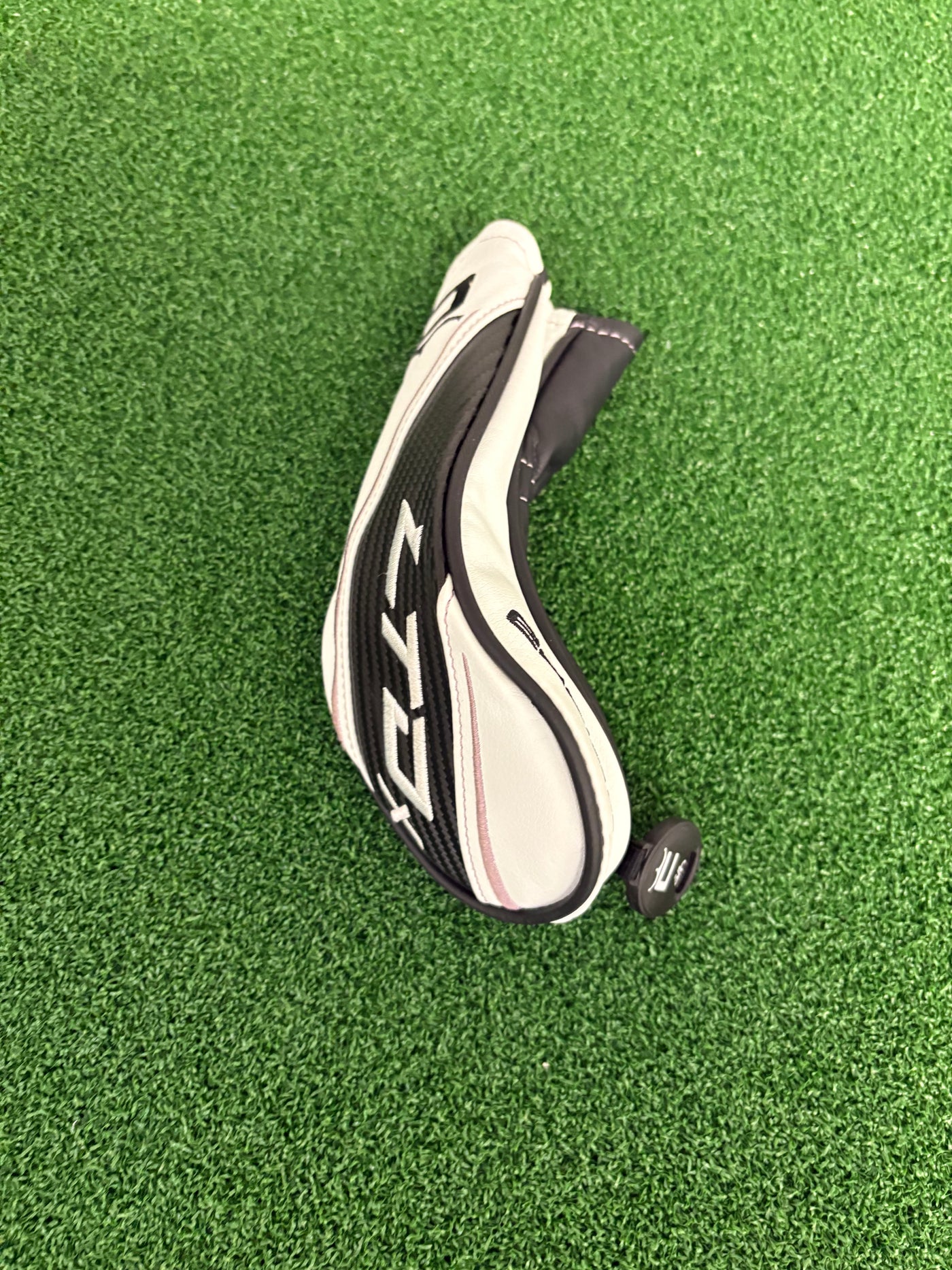 Cobra LTD X 28* 6 Hybrid (Ladies)