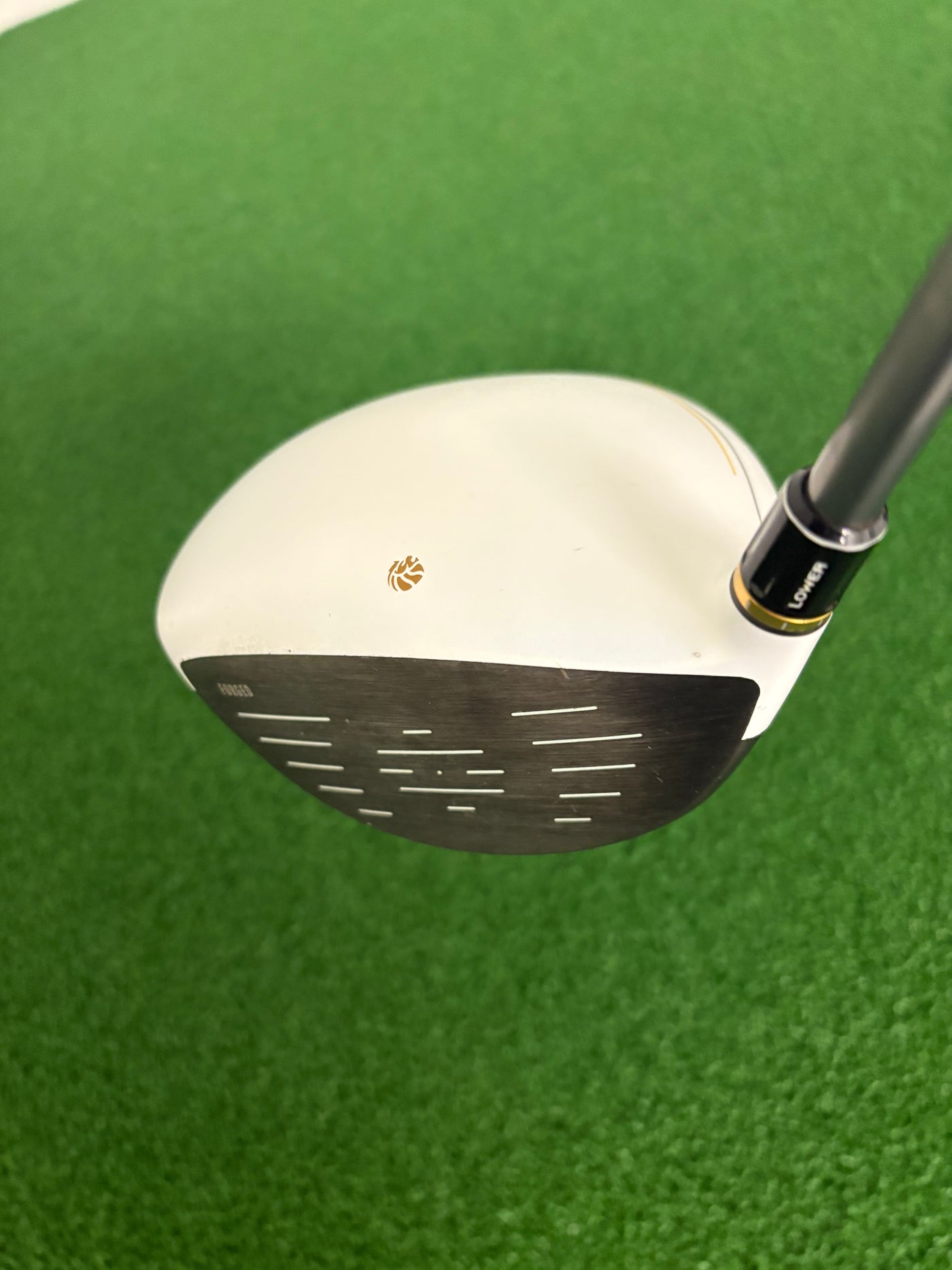 Taylormade Gloire 10.5* (Stiff)