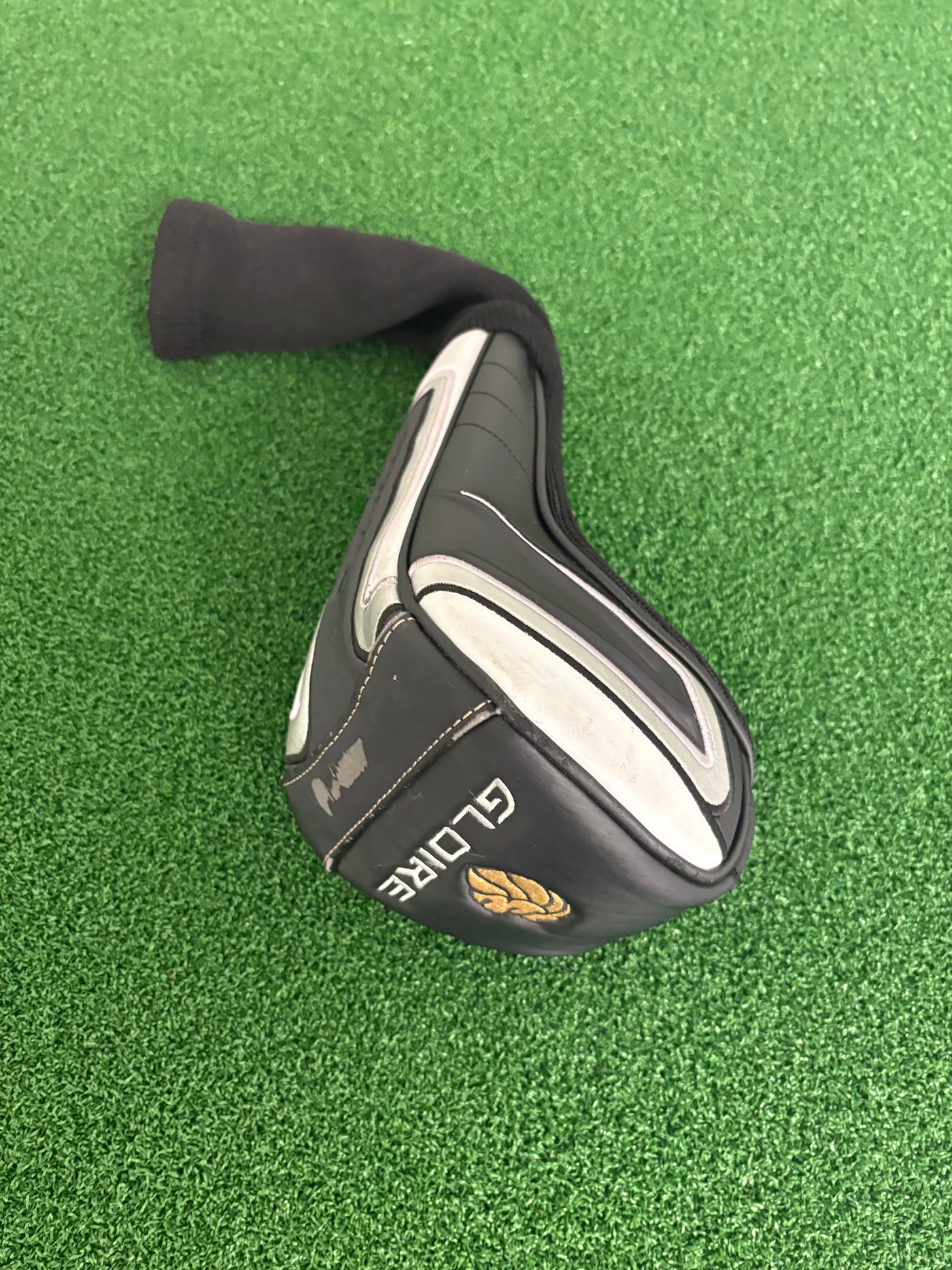 Taylormade Gloire 10.5* (Stiff)