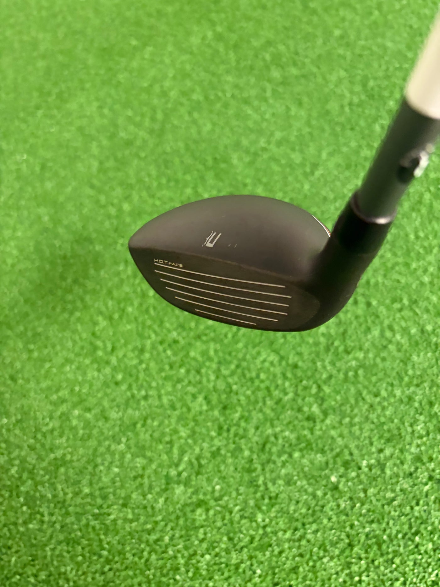 Cobra LTD X 21* 4 Hybrid (Regular)