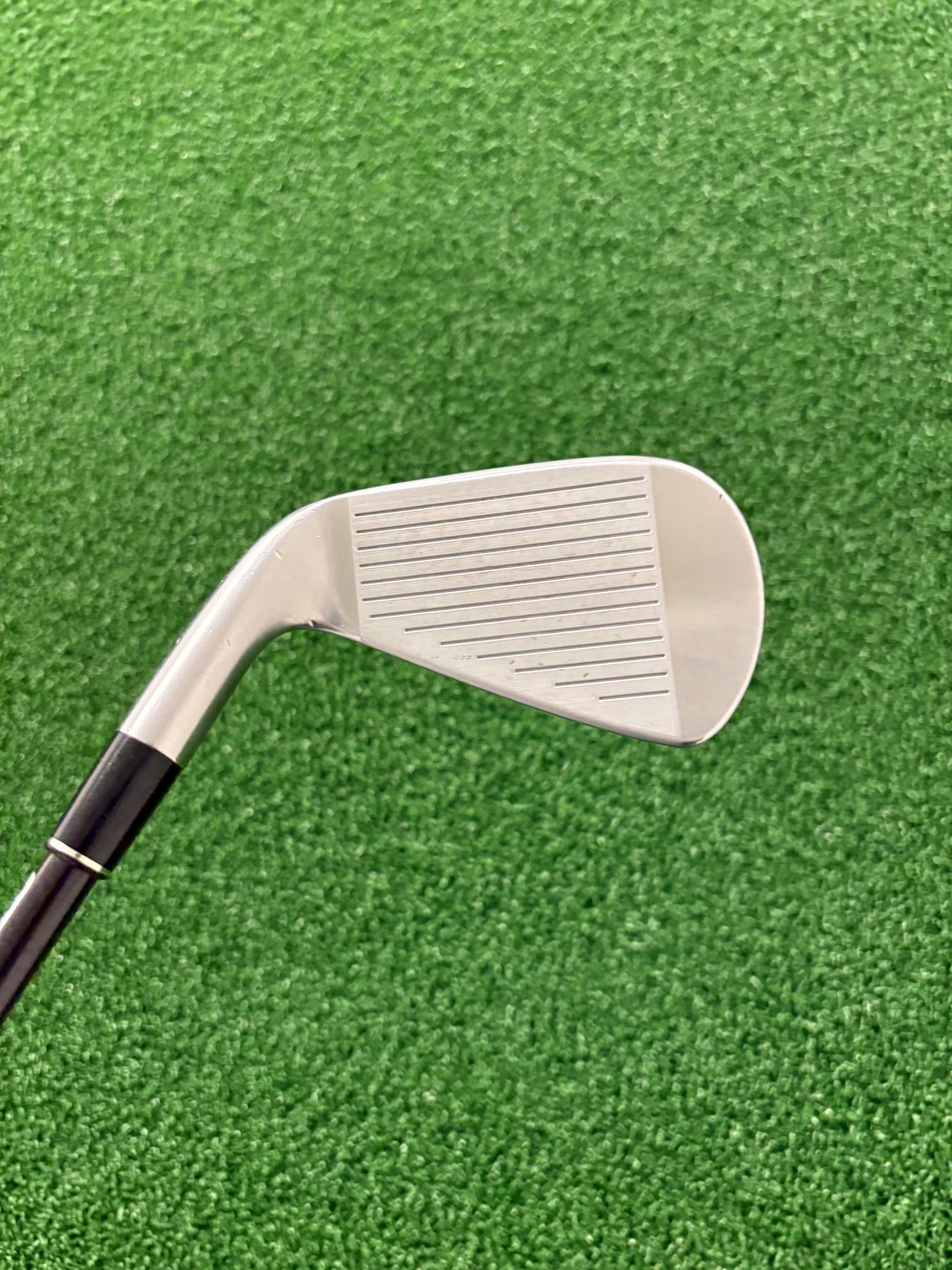 Srixon Z-U85 23* 4 Utility Iron (Stiff)