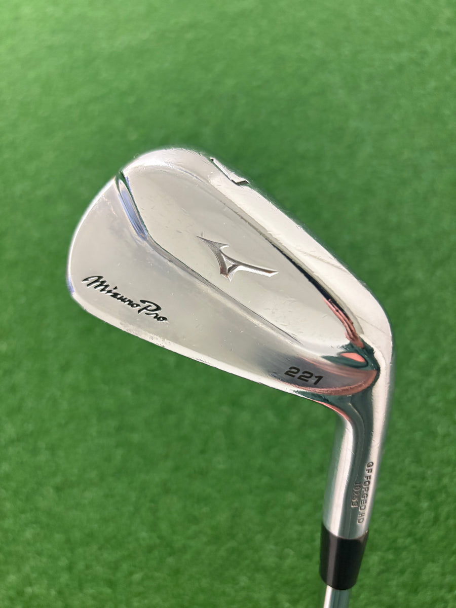 Mizuno Pro 221 5-PW (Stiff)