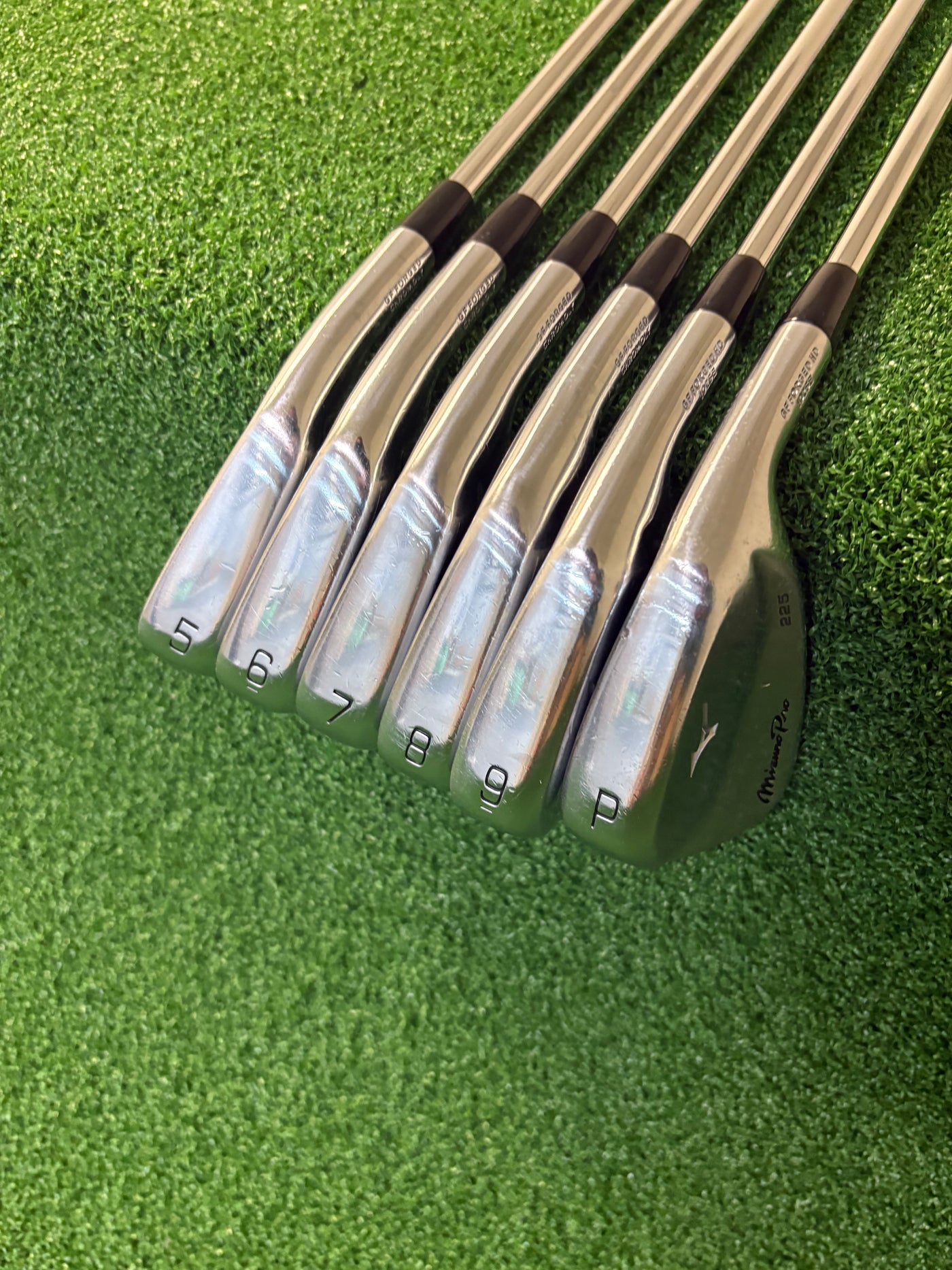 Mizuno Pro 225 5-PW (Stiff)