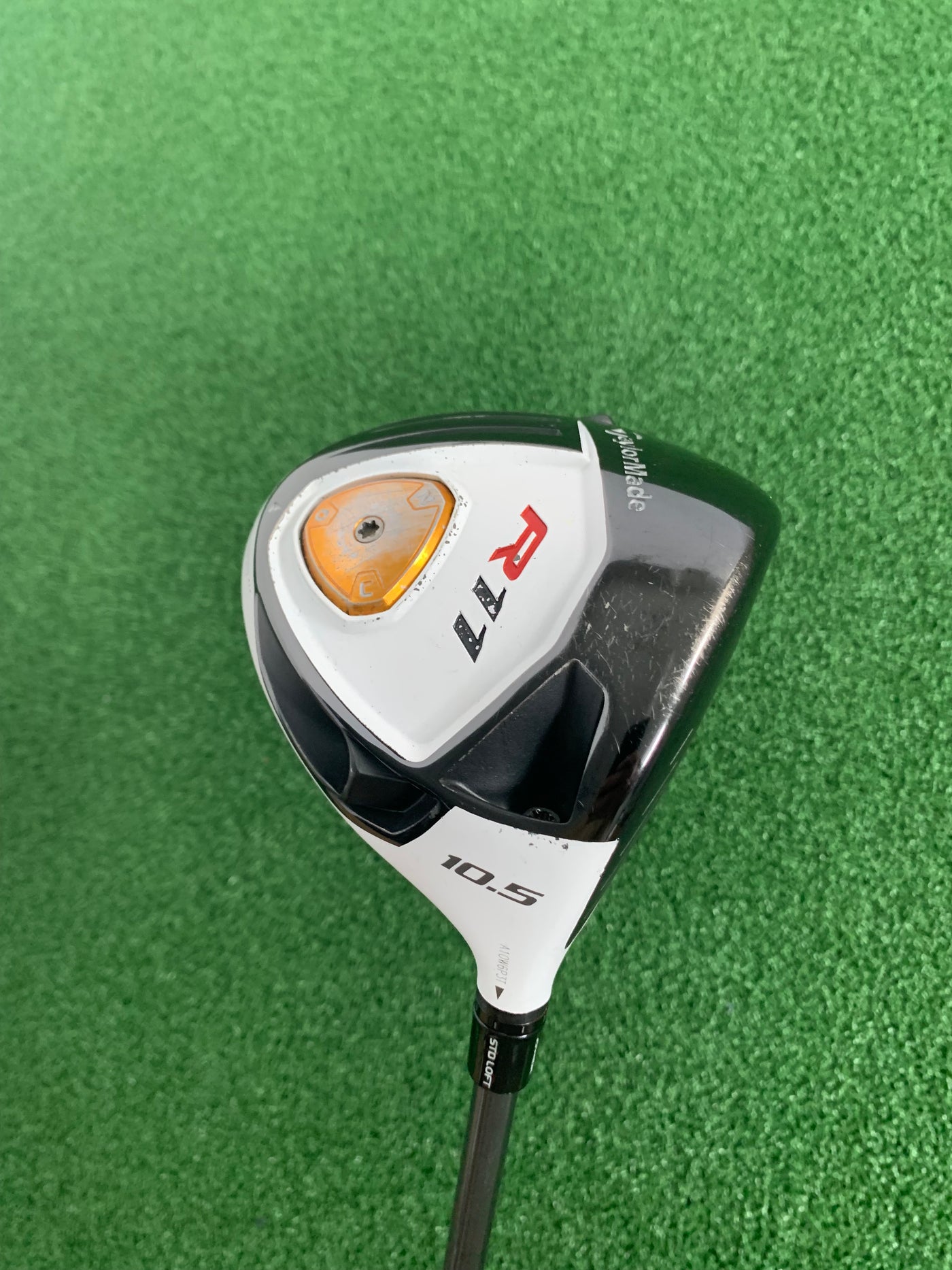 Taylormade R11 10.5* (Regular)