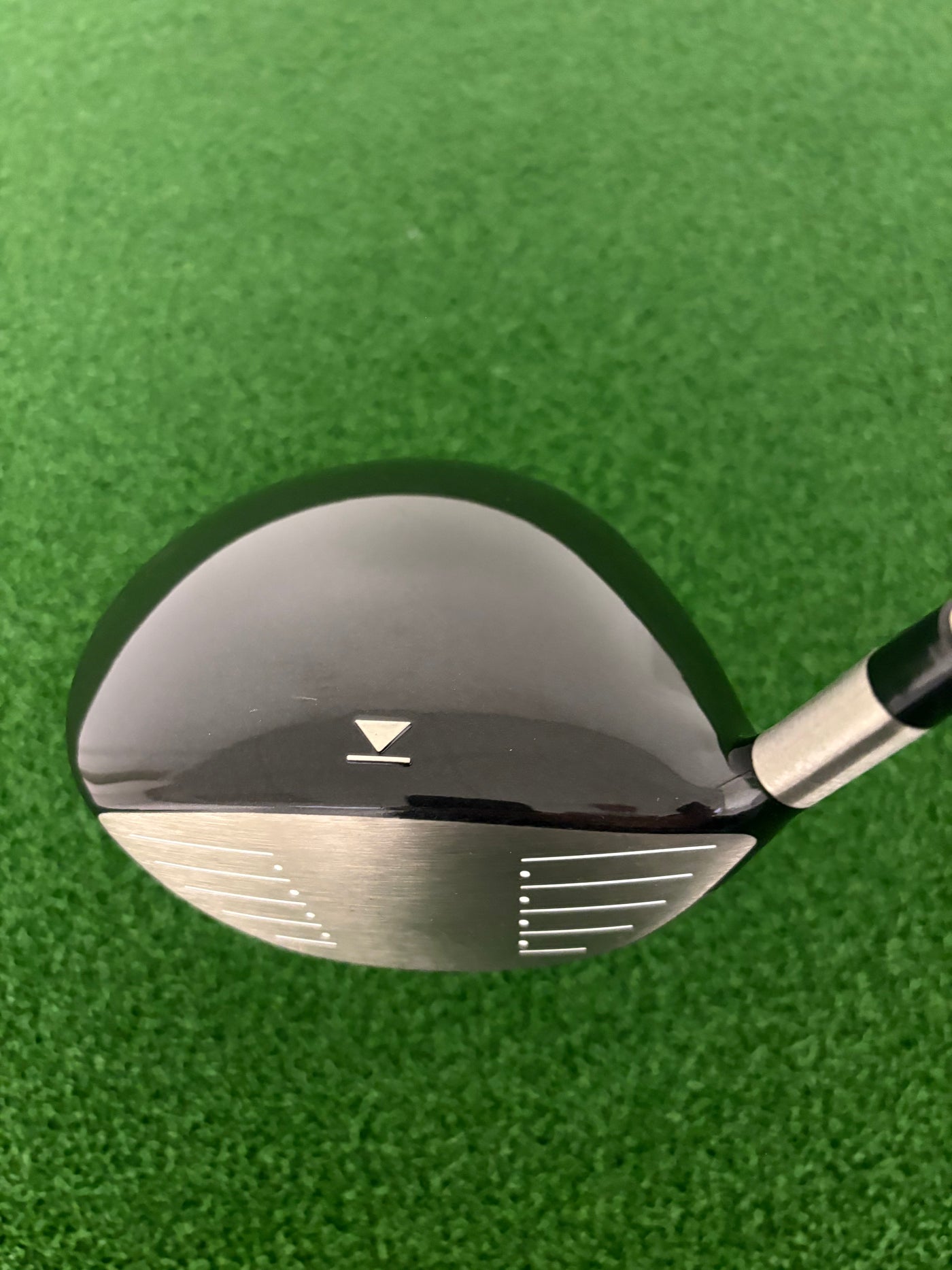 Titleist 909D2 9.5* (Stiff)