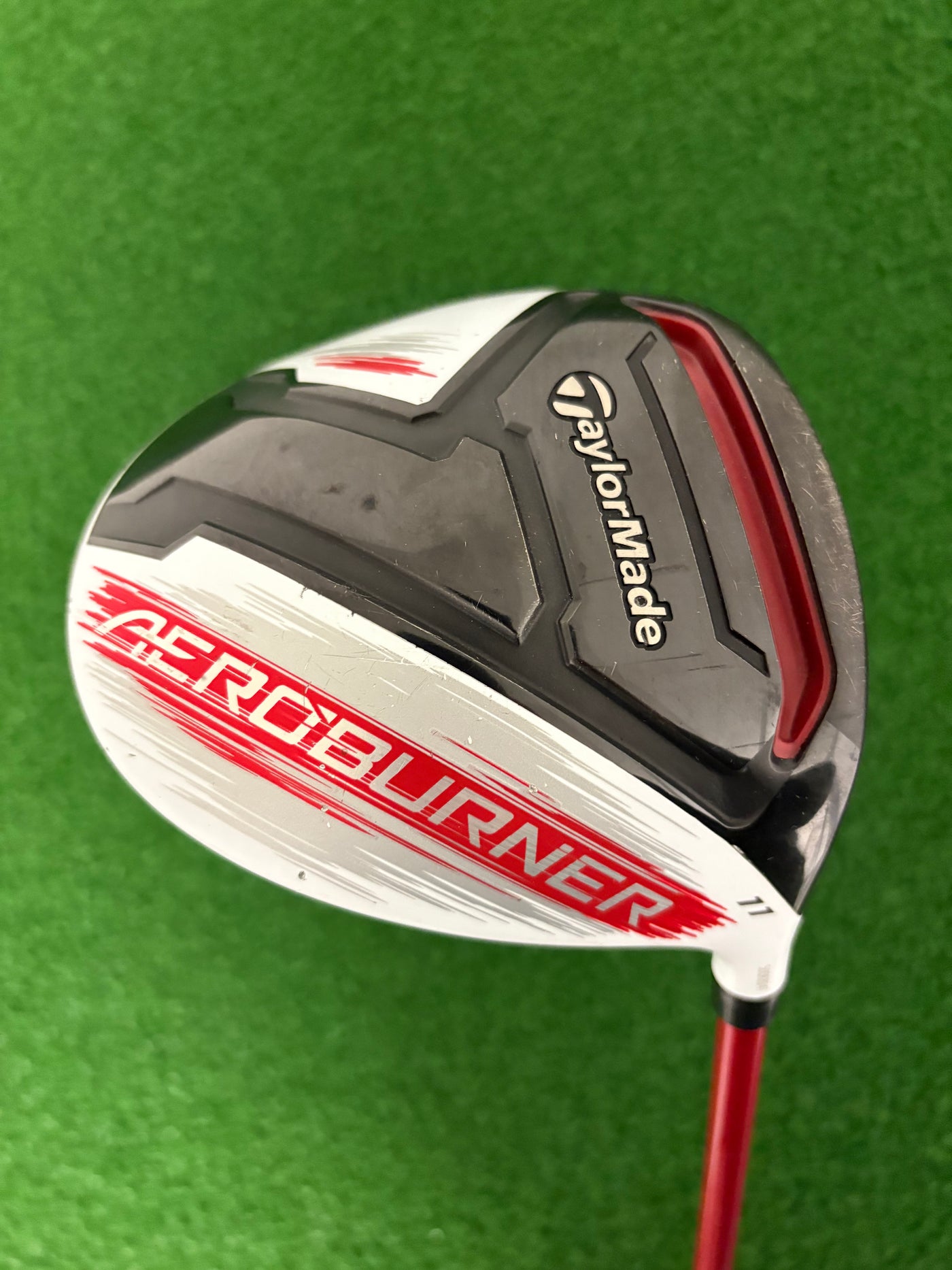 Taylormade AeroBurner 11* (Stiff/Regular)