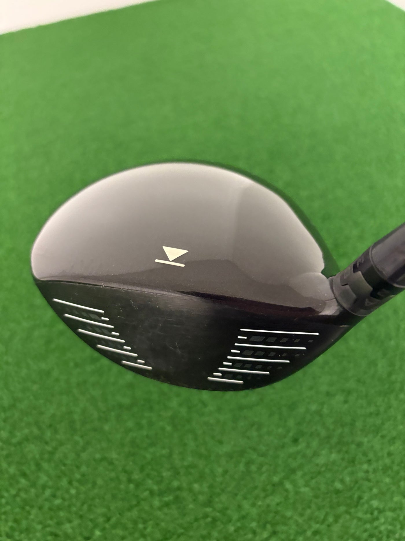 Titleist 913D3 9.5* (Stiff)