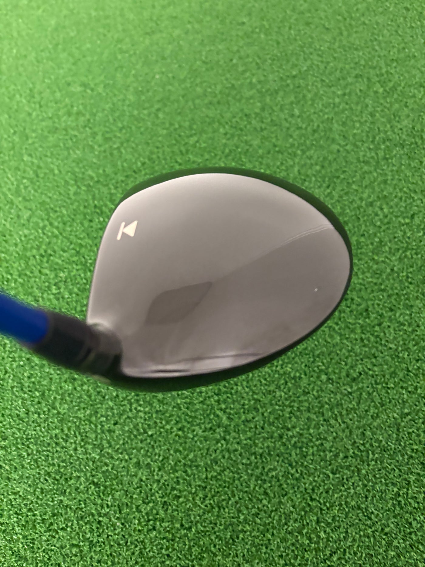 Titleist 913D3 9.5* (Stiff)
