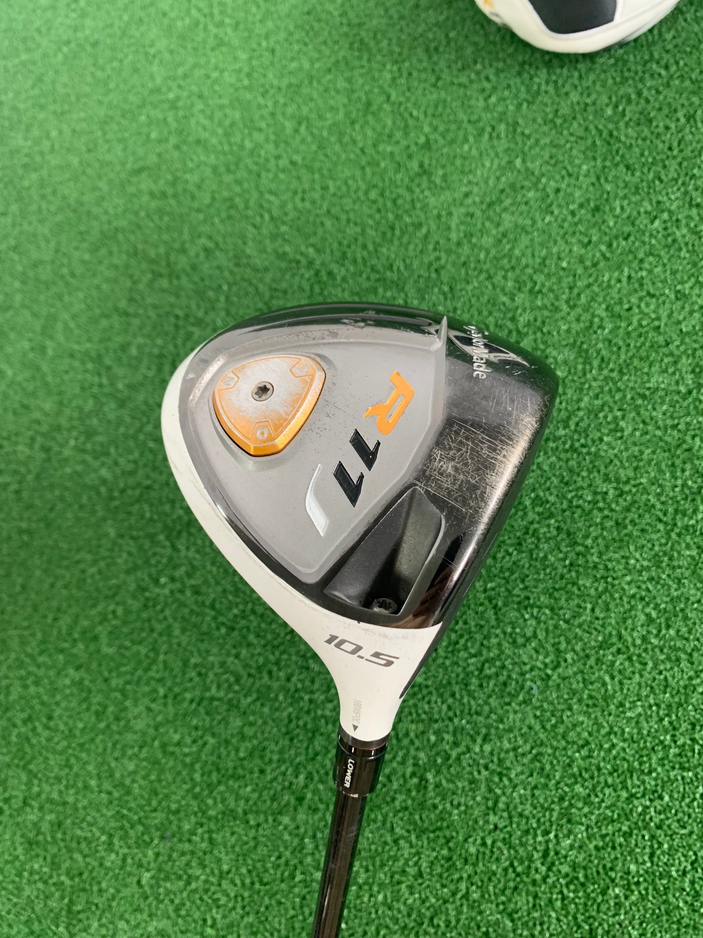 Taylormade R11J 10.5* (Regular)