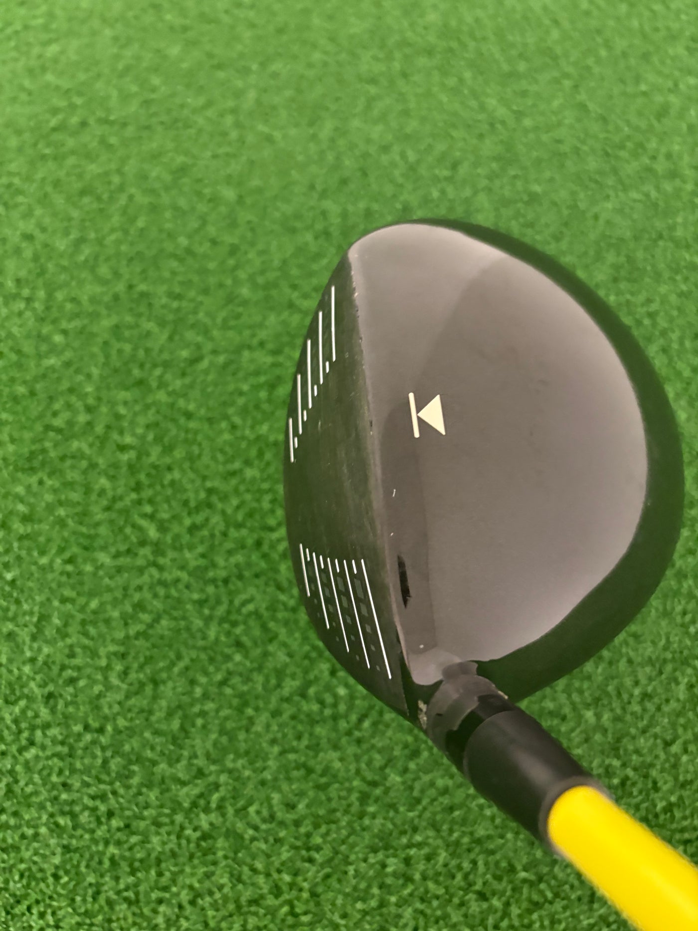 Titleist 913D3 10.5* (Stiff)