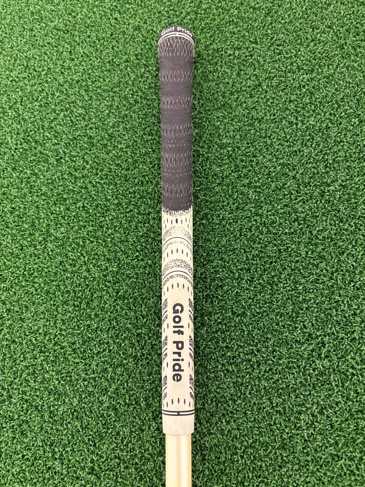 Titleist 913D3 10.5* (Stiff)