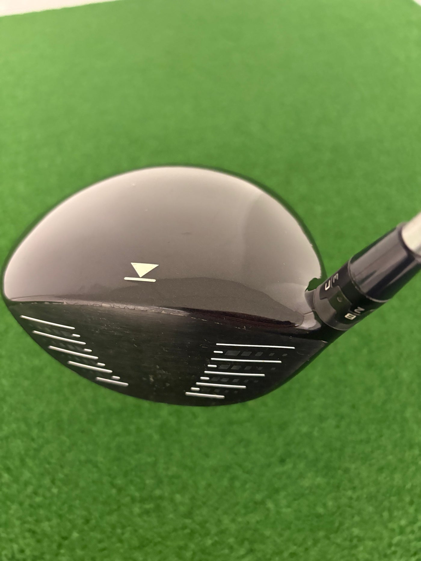 Titleist 913D2 9.5* (Stiff)