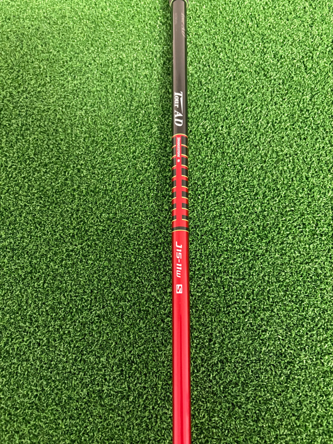 Bridgestone J715 B3 9.5* (Stiff)