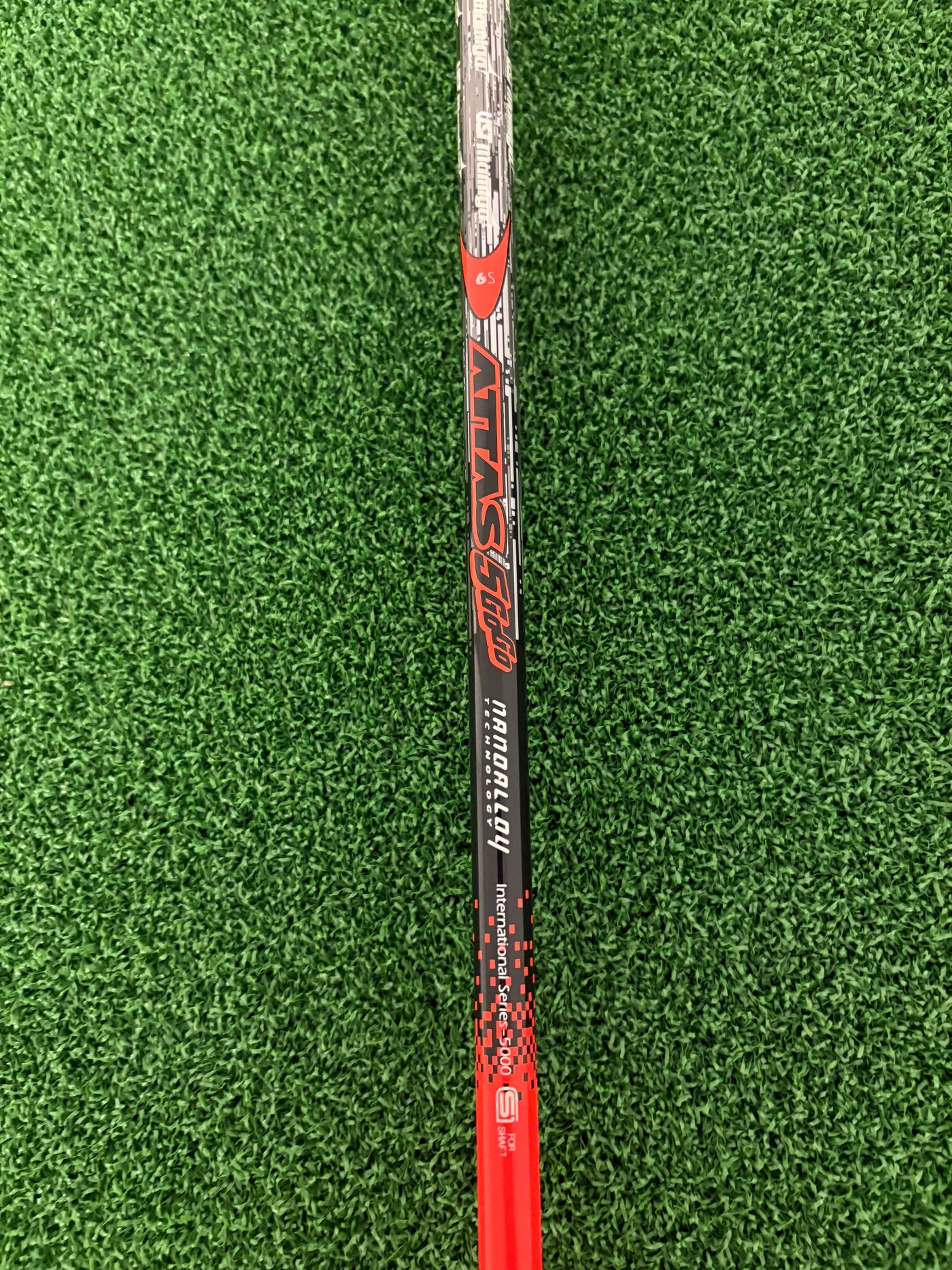 Taylormade SLDR 460 9.5* (Stiff)