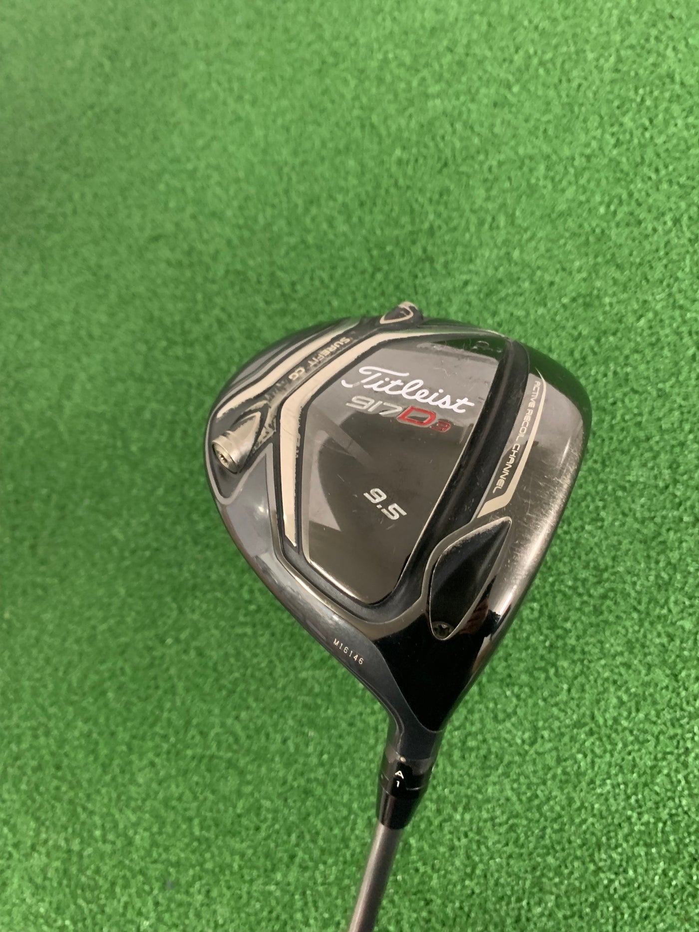 Titleist 917D3 9.5* (Stiff)