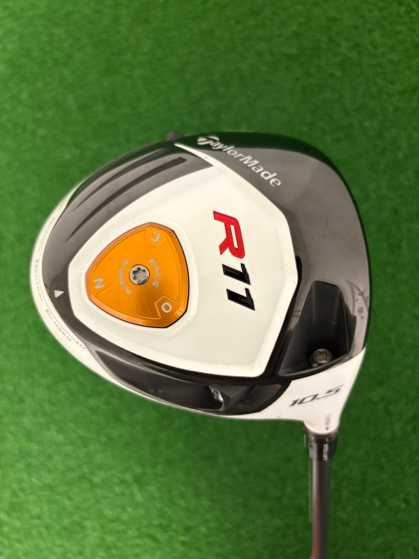 Taylormade R11 10.5* (Stiff/Regular)