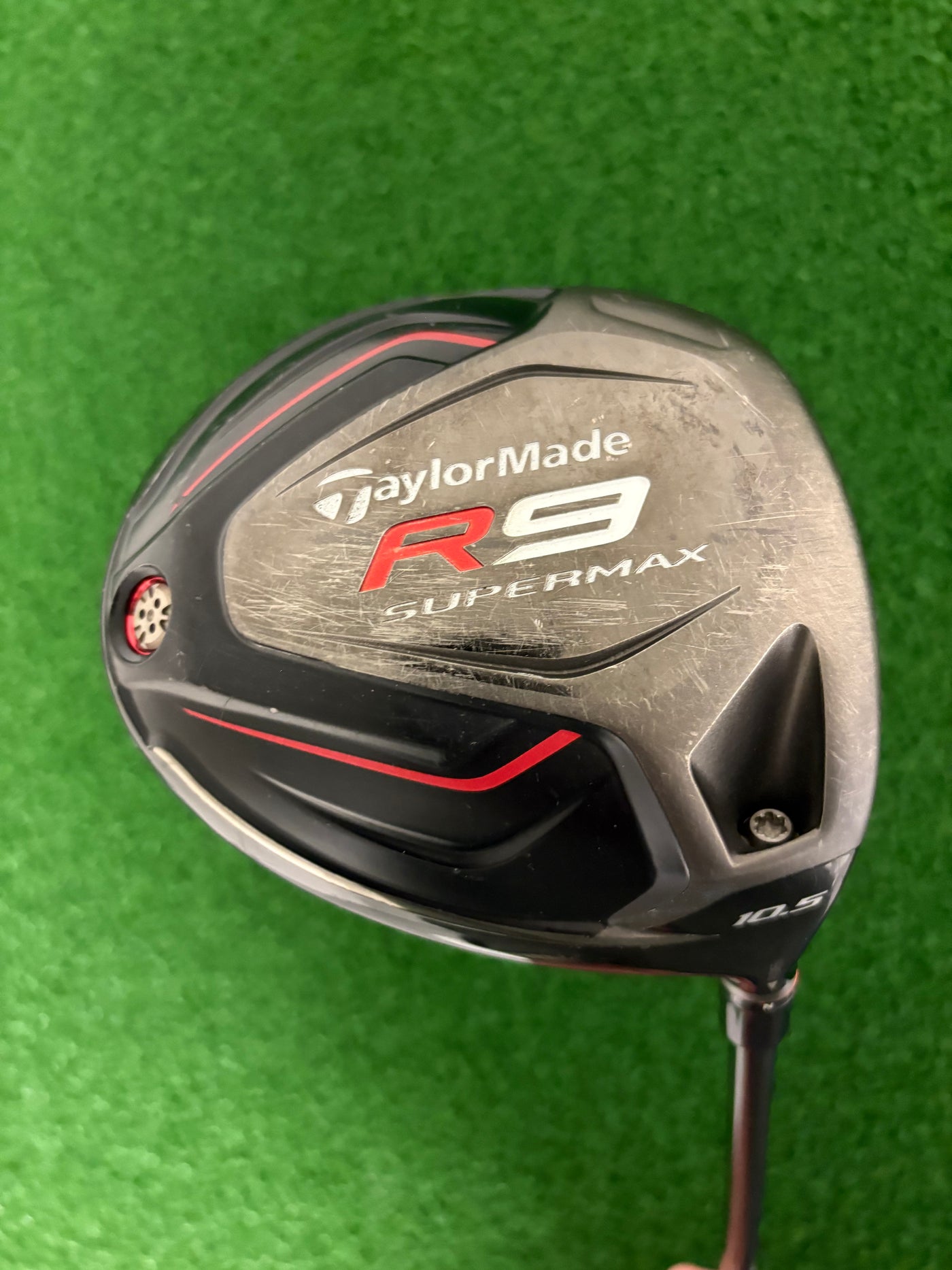 Taylormade R9 SuperMax 10.5* (Stiff/Regular)