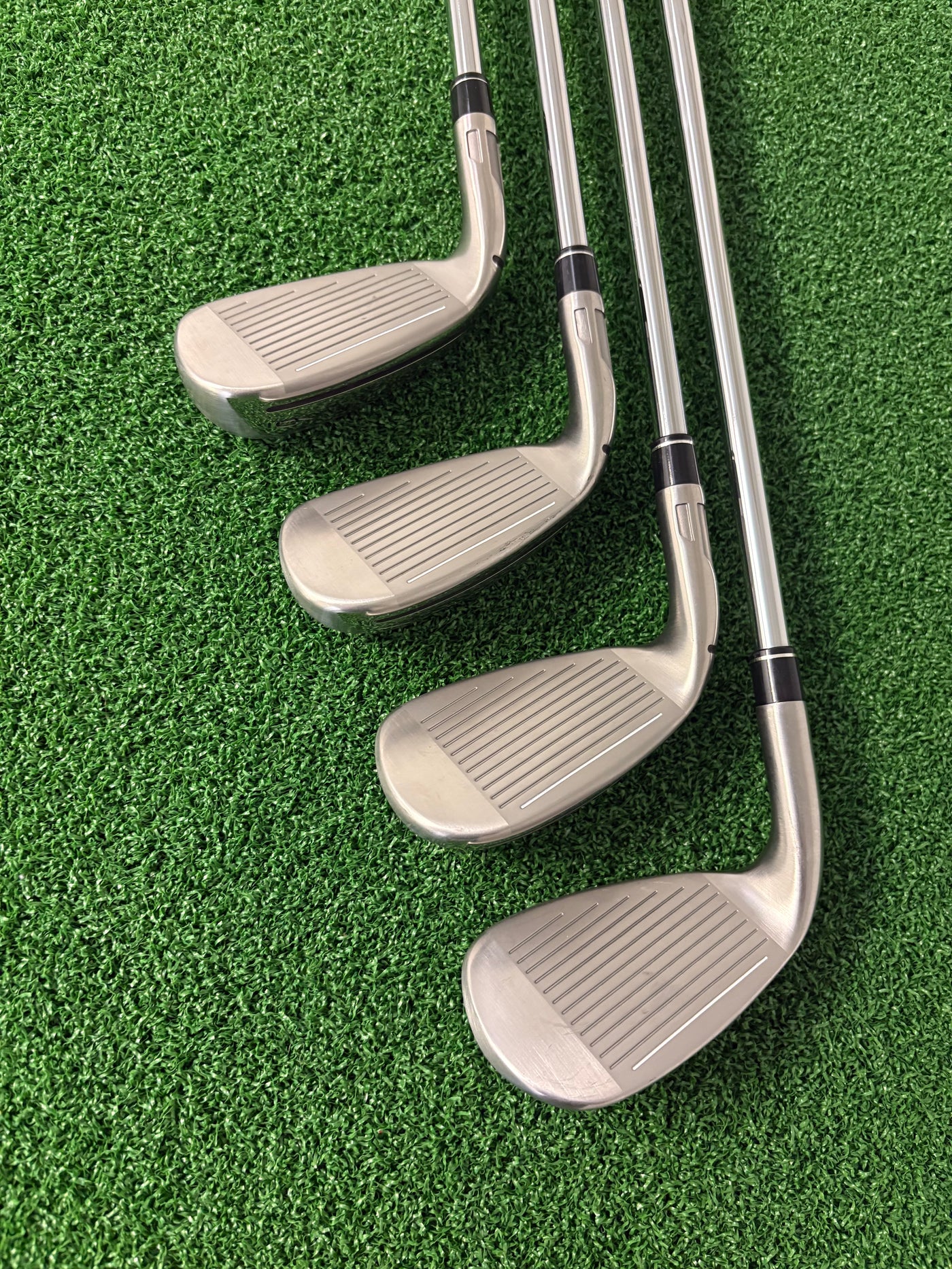 Taylormade Stealth HD 6-PW + AW + SW (Stiff)