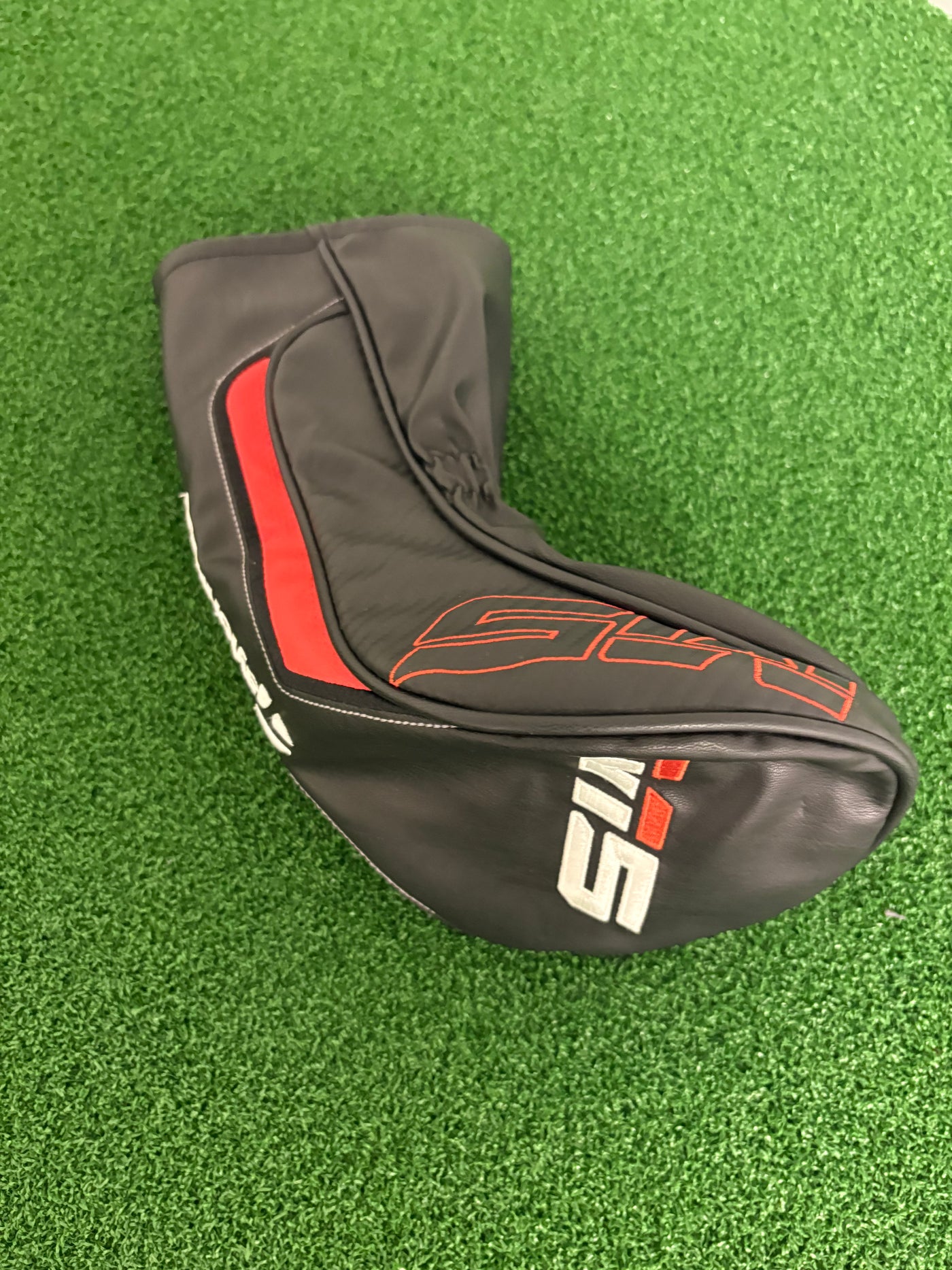 Taylormade M5 9.0* (Stiff)