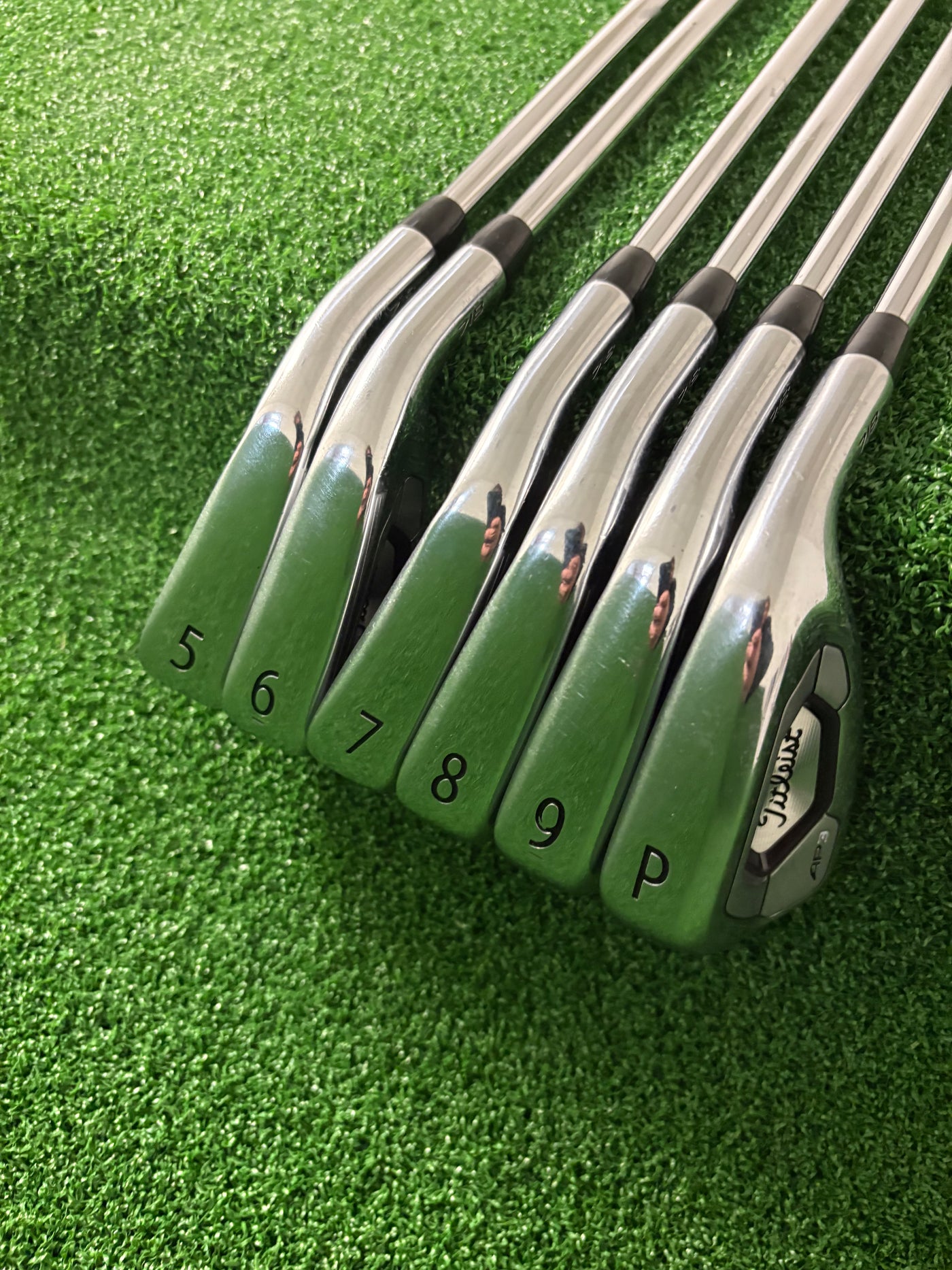 Titleist 718 AP3 5-PW (Stiff)