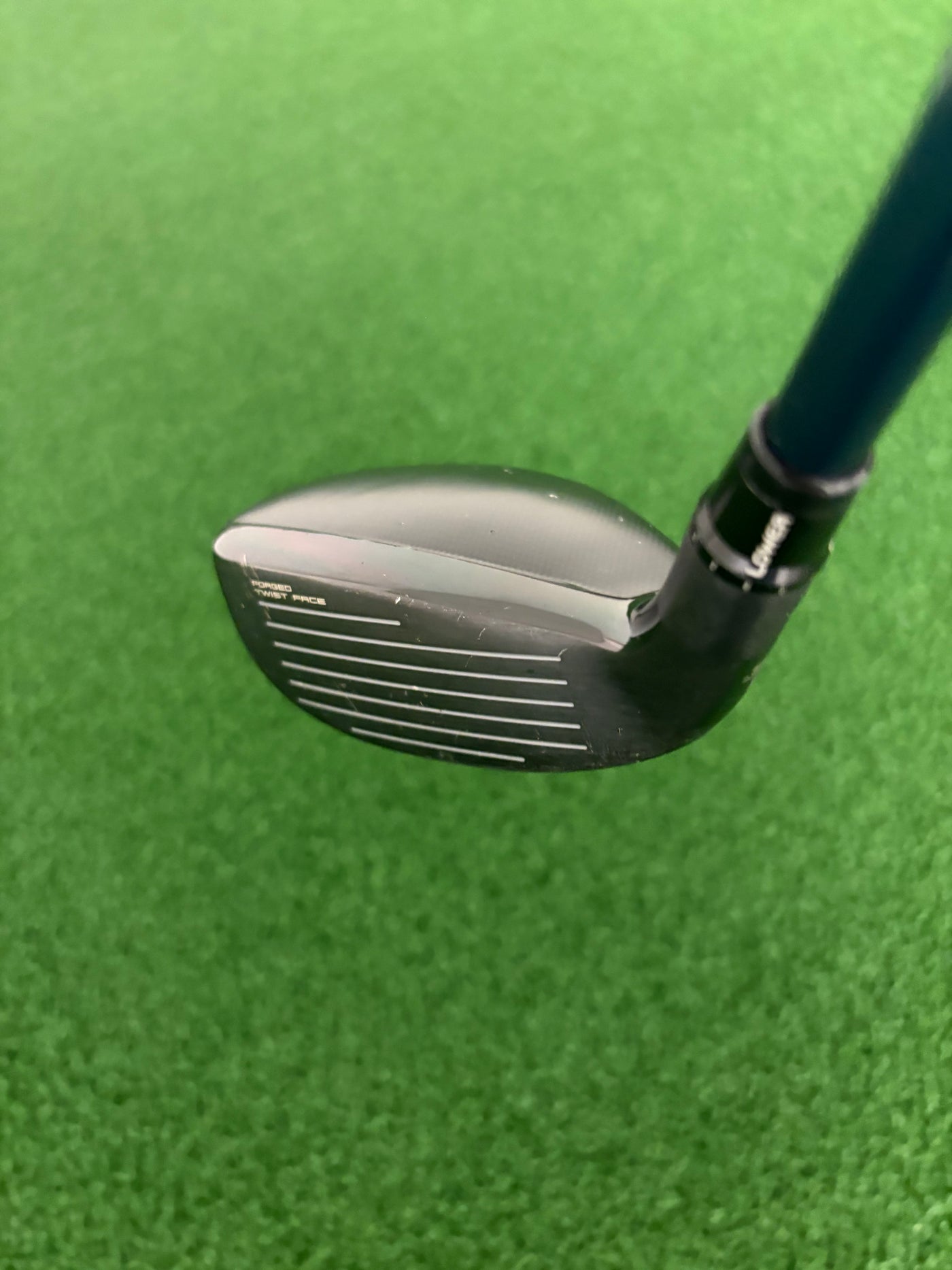 Taylormade Sim 2 Rescue 19.5* 3 Hybrid (Stiff)