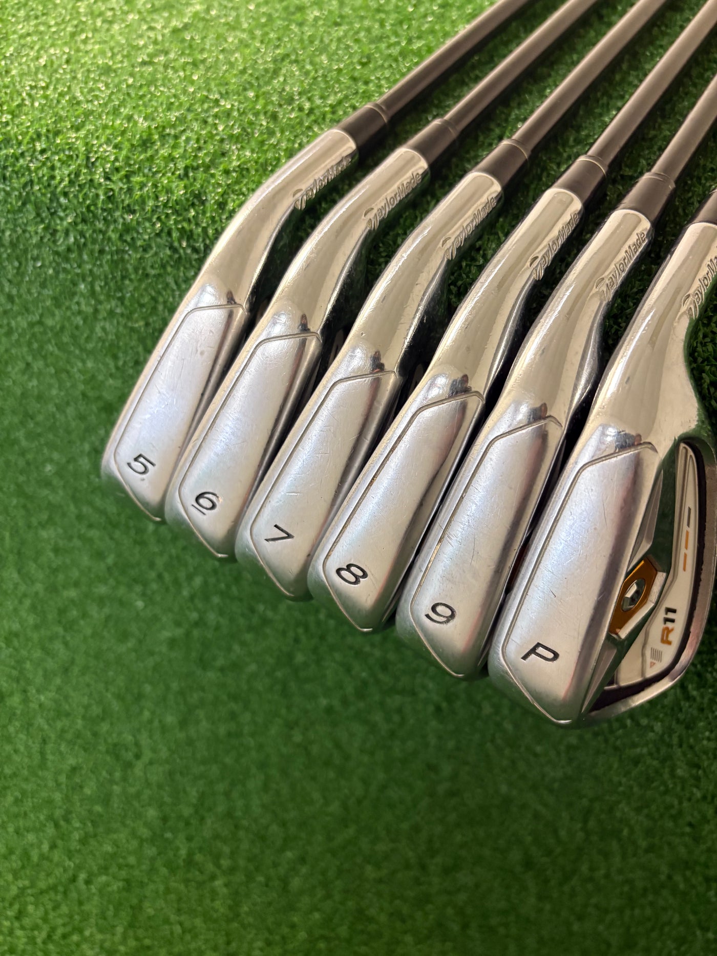 Taylormade R11 5-PW (Stiff)