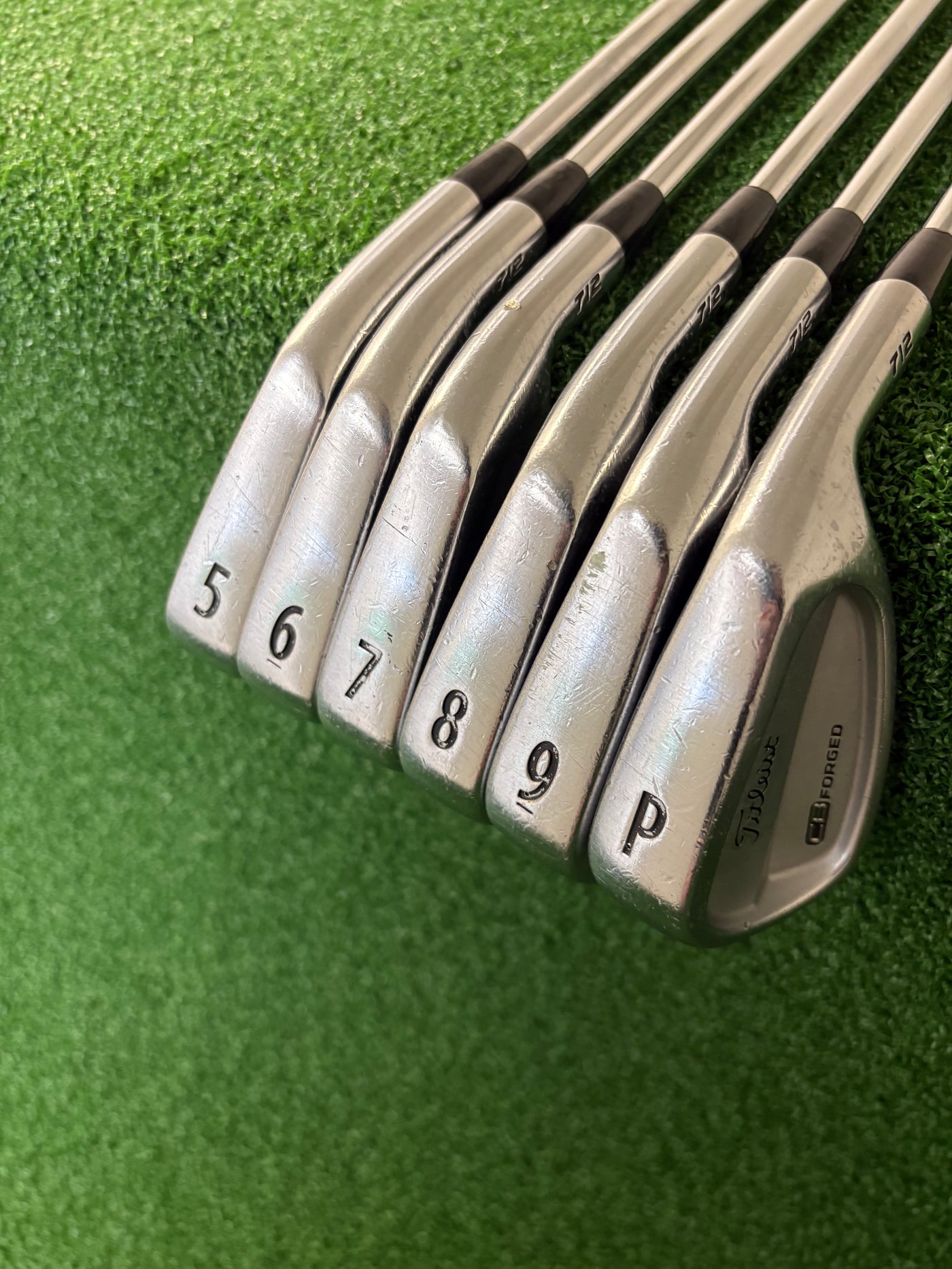 Titleist 712CB 5-PW (Stiff)