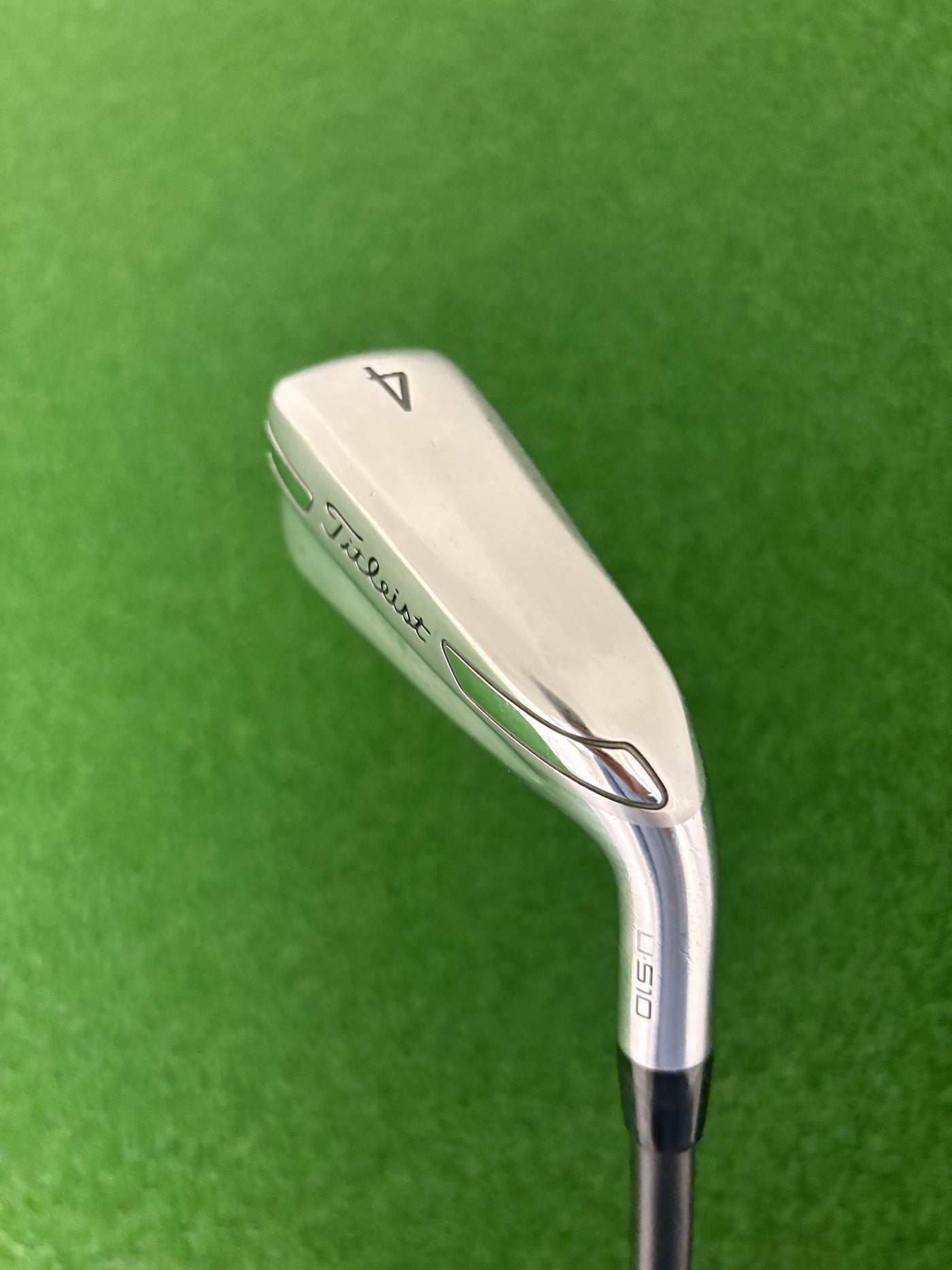 Titleist U510 22* 4 Utility Iron (Stiff)