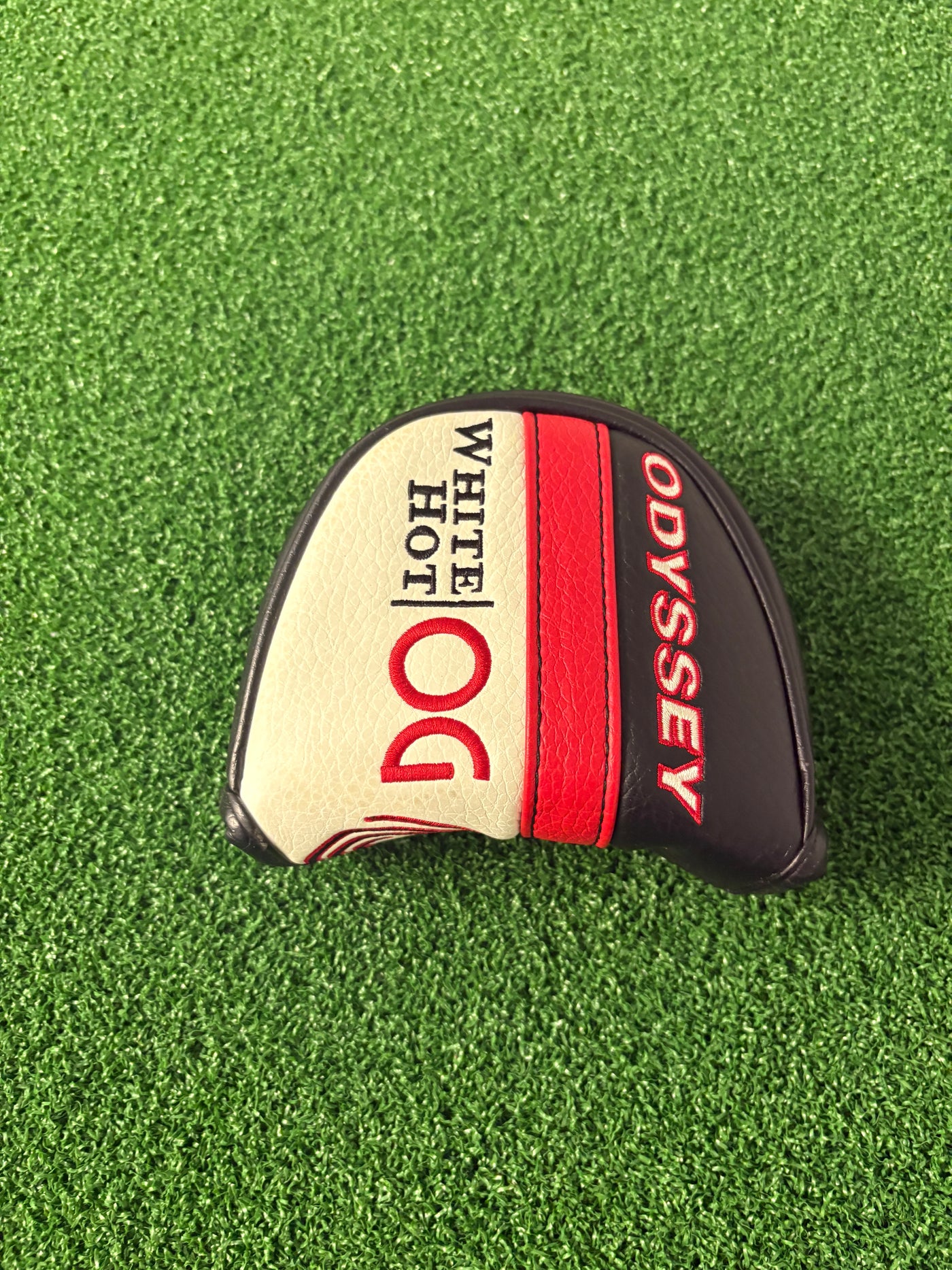 Odyssey White Hot OG Big T Blade (34")